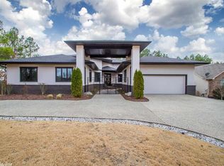 44 Largo Dr, Hot Springs Village, AR 71909