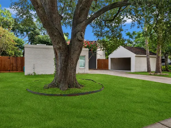 10722 Ella Lee Ln, Houston, TX 77042