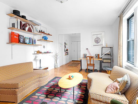 3rd image of 32 Clarkson Ave #1G