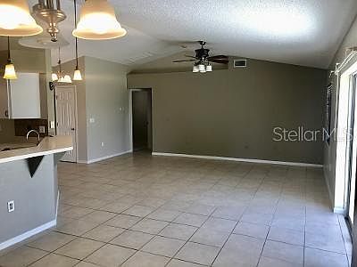 5th image of 1057 Highland Crest Cir