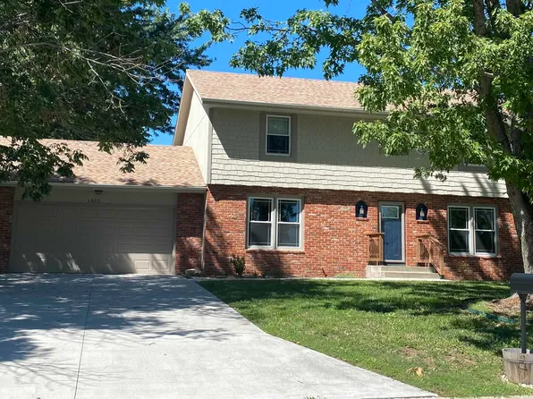 3836 SE 33rd St, Topeka, KS 66605