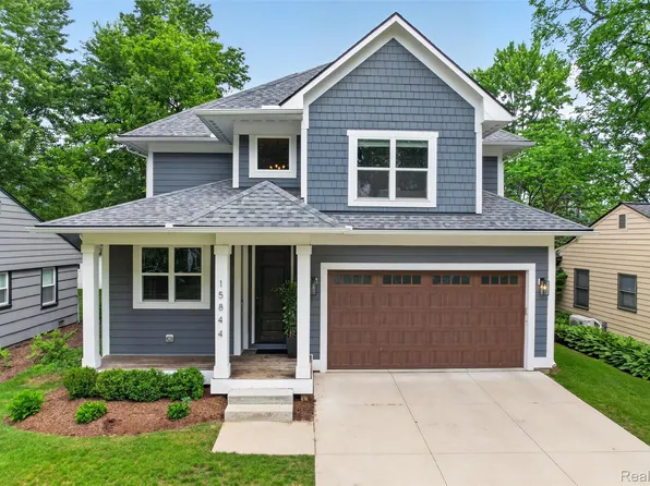15844 Kirkshire Ave, Beverly Hills, MI 48025