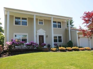 4 Collingswood Pl, Flanders, NJ 07836