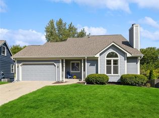 100 S 50th Ct, West Des Moines, IA 50265