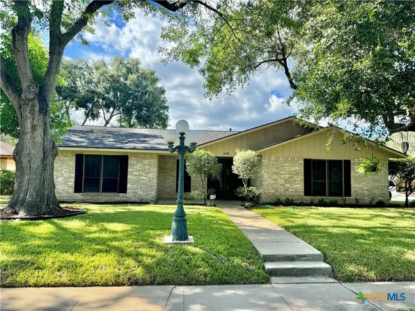 110 Kemble St, Victoria, TX 77904