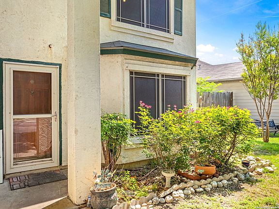 3rd image of 8012 Hoovers Bend