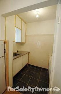 4th image of 920 Euclid Ave APT 4