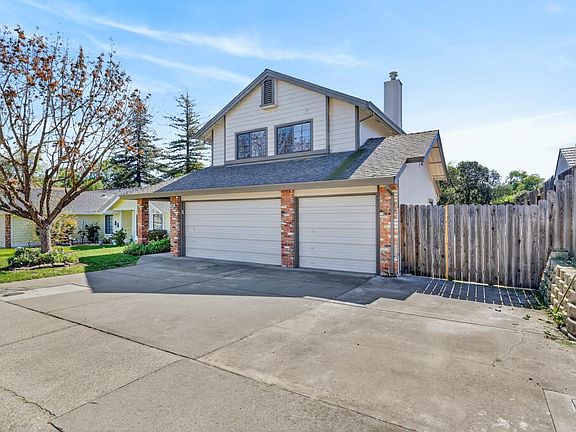2nd image of 3820 Rollins Way