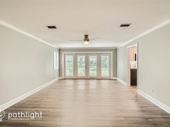 3rd image of 1175 E Hibiscus Dr