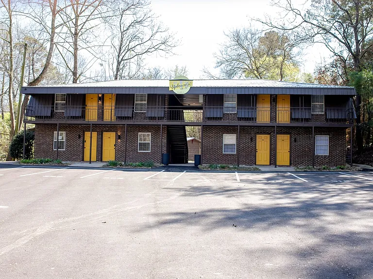 300 8th St SE — Photo 39