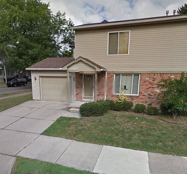 1st image of 900 Beaconsfield Ave