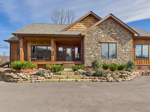 51 Nathan Ter, Norfork, AR 72658