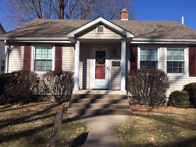 Charming Bettendorf Home