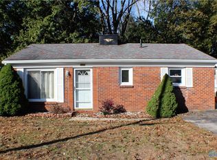 5435 Clover Ln, Toledo, OH 43623