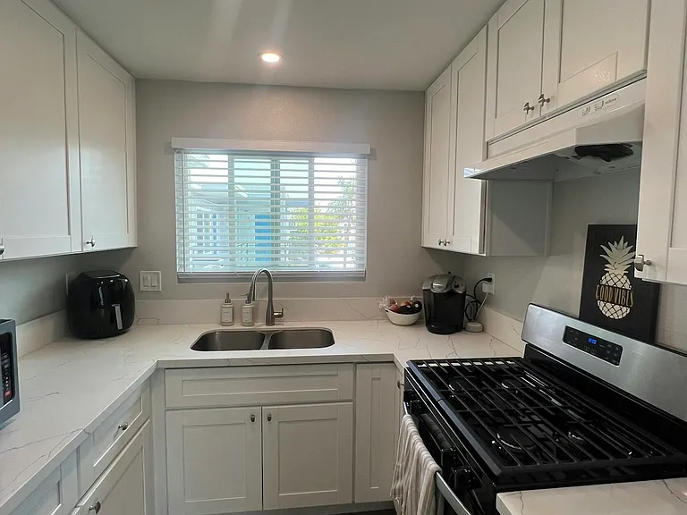4616 Bancroft St #8 — Photo 4