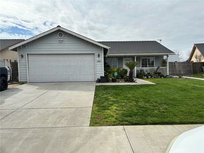 985 W Mammoth Pool Way, Hanford, CA, 93230