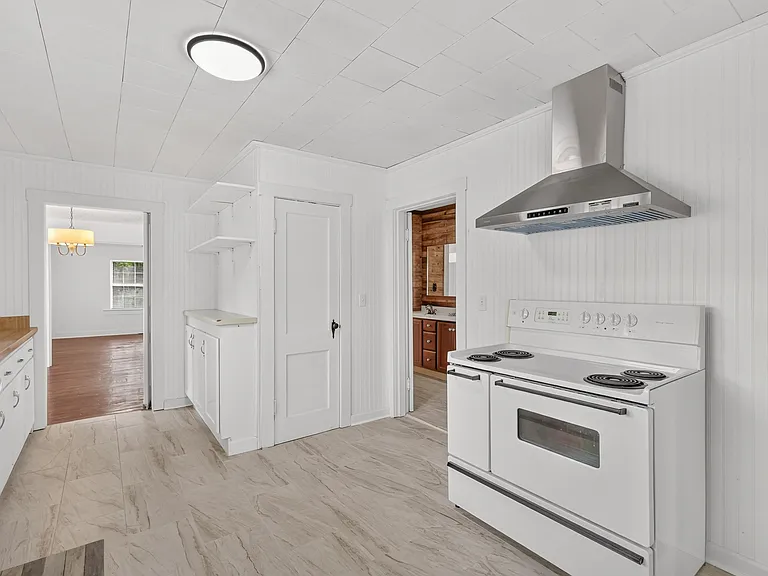 110 Woodcraft Dr — Photo 24