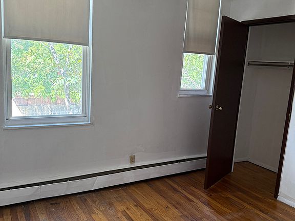 3rd image of 2338 Kemper Ln #9