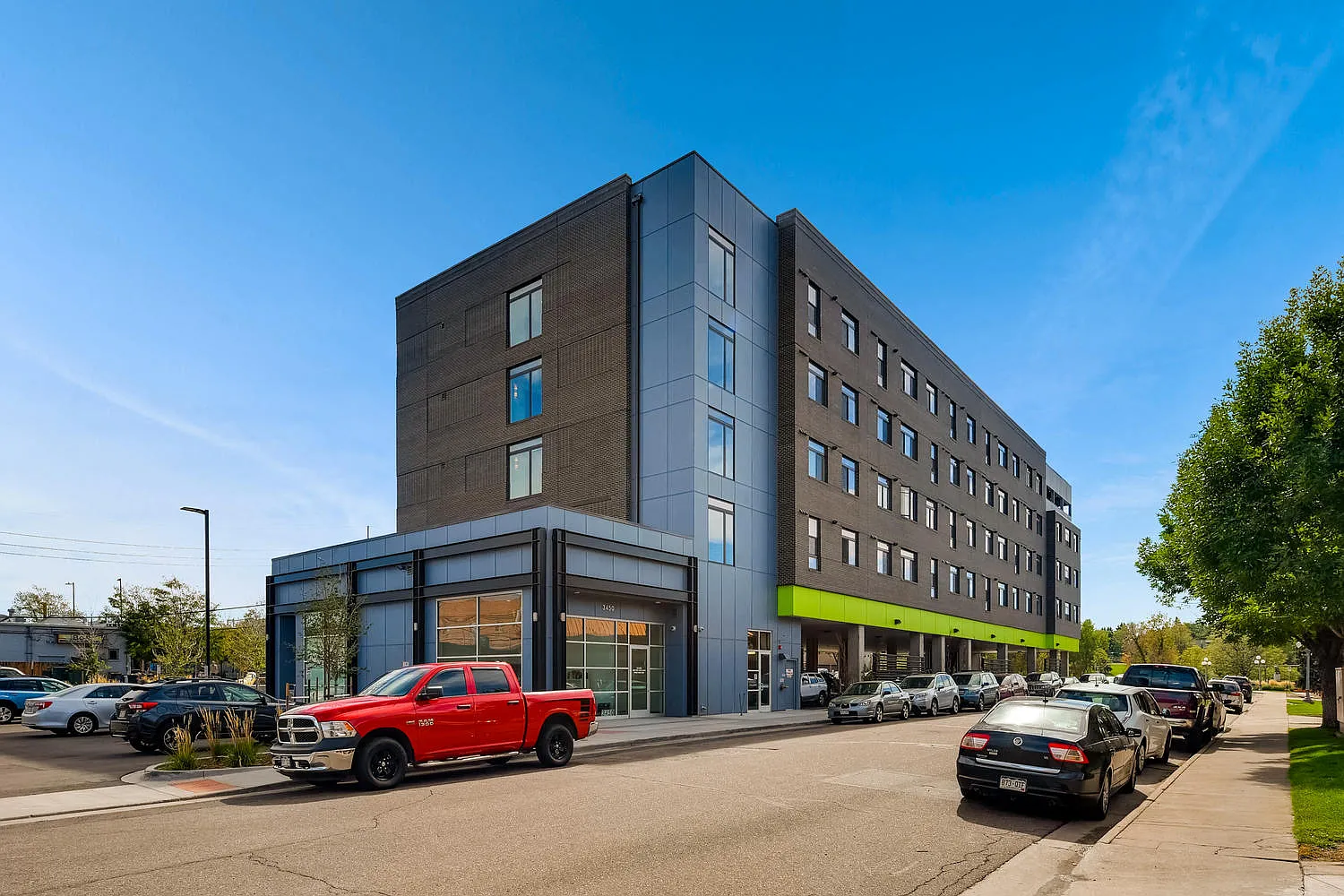 Broadway Lofts — Photo 4