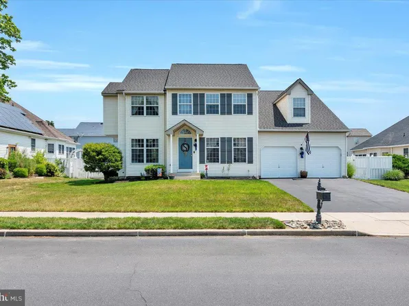 140 Billows Dr, Mount Royal, NJ 08061