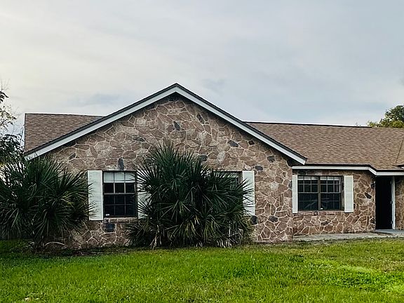 3rd image of 648 Pyramid Ave