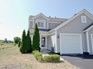 2848 Impressions Dr, Lake In The Hills, IL 60156
