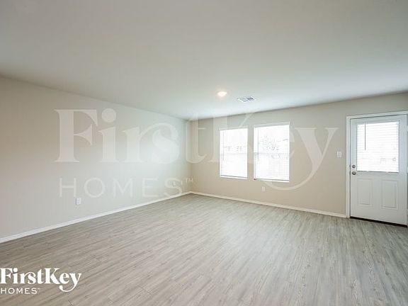 3rd image of 1815 Morse Way