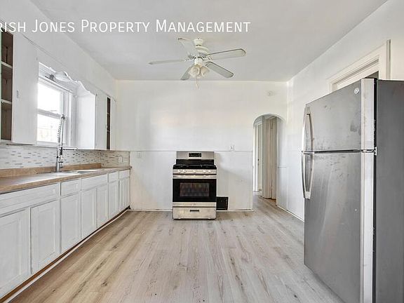 4th image of 189 Cazenovia St APT 1