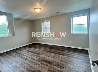 900 S College St APT D24, Trenton, TN 38382