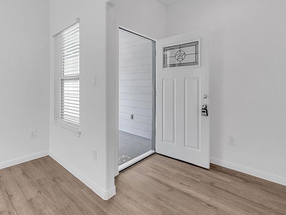 5th image of 3461 Sam Houston Rd