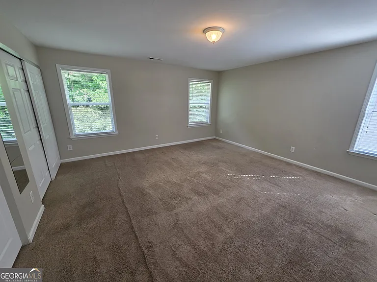 46 Brookview Dr — Photo 22