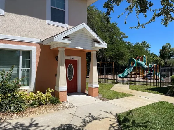 165 Alexander Woods Dr, Plant City, FL 33563