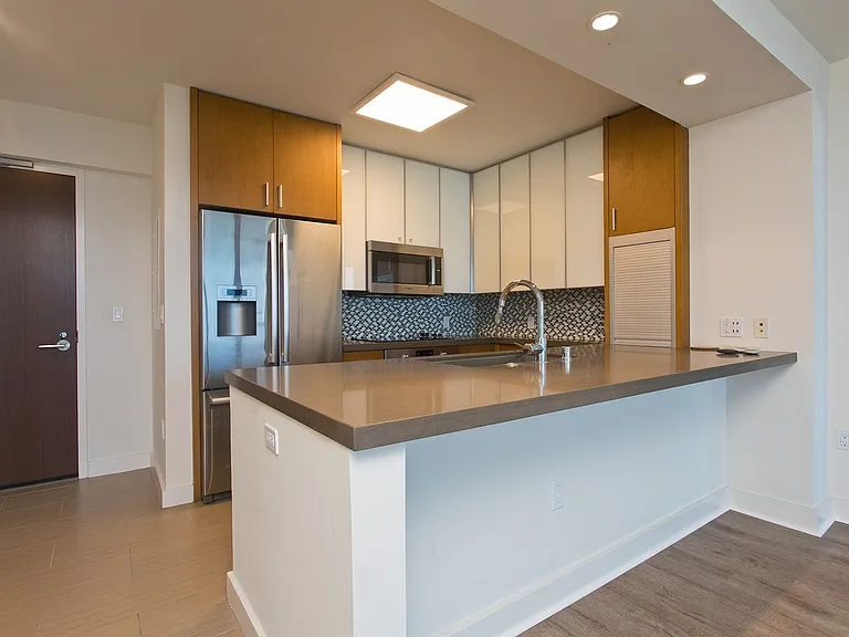 600 Ala Moana Blvd #4207 — Photo 2