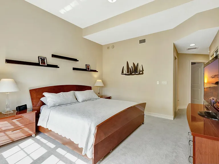 701 S Olive Ave #1504 — Photo 18
