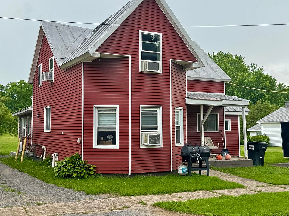 1st image of 25 Spruce St