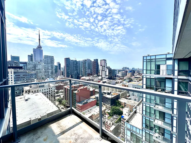 210 Simcoe St #2510 — Photo 2