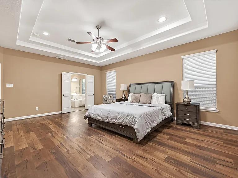 21103 Falcon Creek Ct — Photo 24