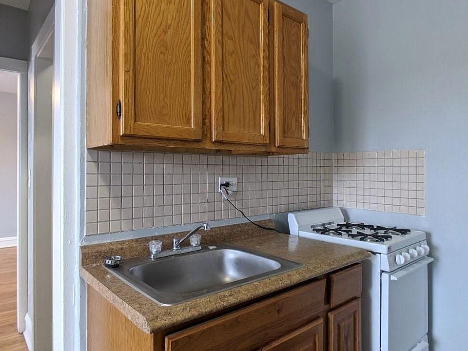1st image of 1354 W Wilson Ave #1MB