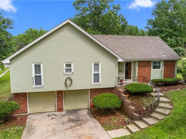 10401 Askew Ave, Kansas City, MO 64137