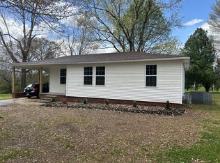 290 Hurt St, Trezevant, TN 38258