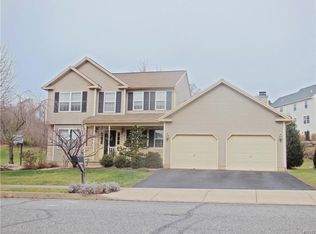 4669 Hoffman Dr, Whitehall, PA 18052
