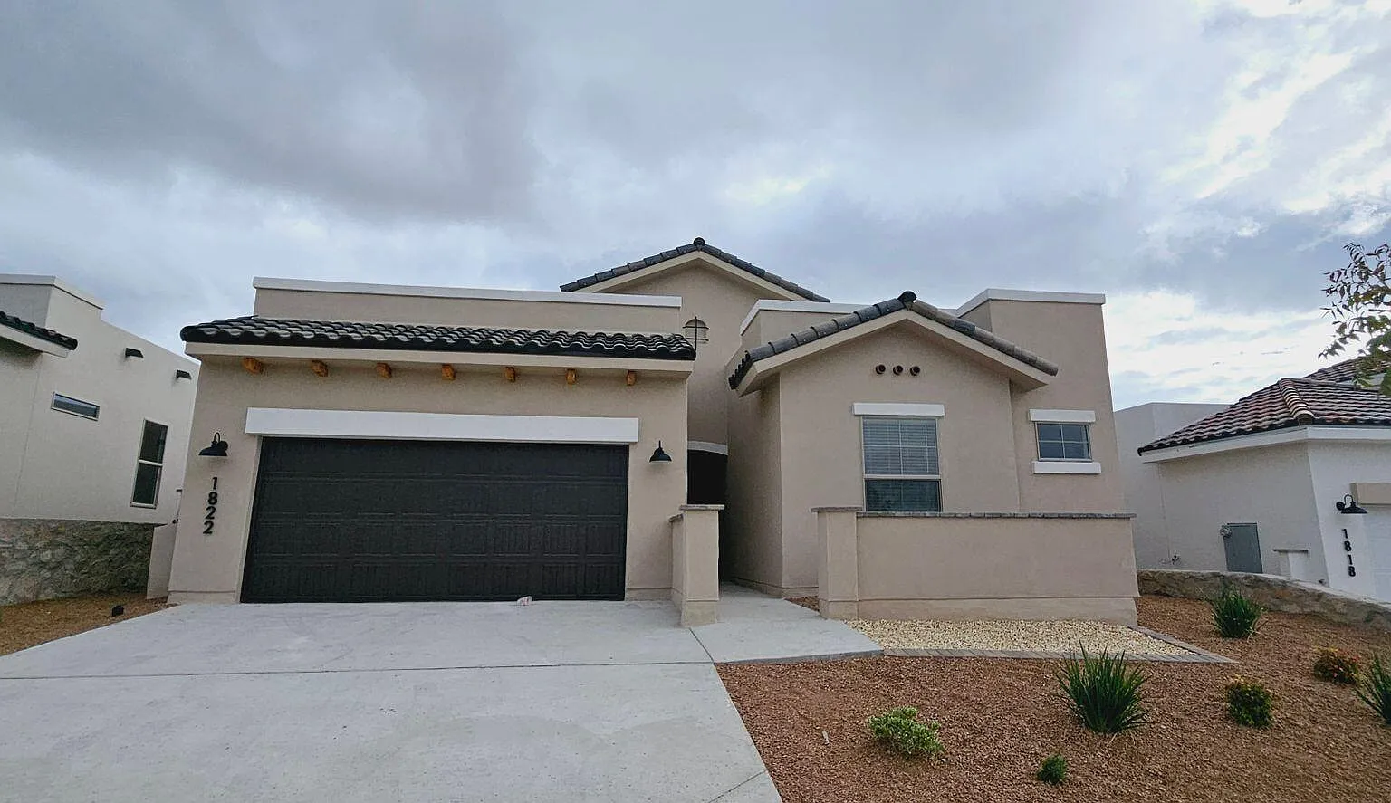 4 bed, 2.5 bath, 1994 sqft, $2,950 — Photo 1