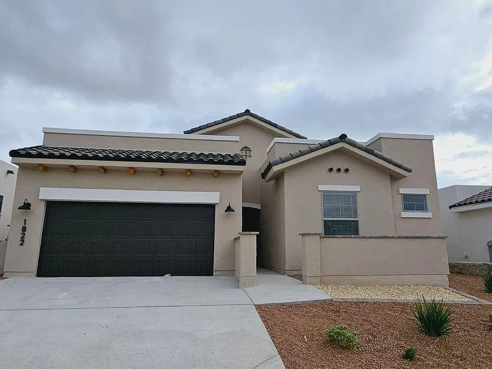 1822 Bridle Pl