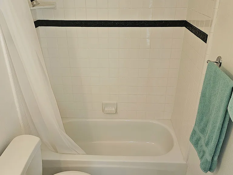 5209 N 24th St #201 — Photo 19