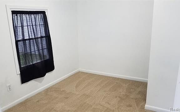 2nd image of 1047 W McLean Ave