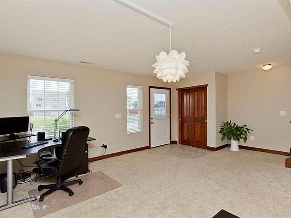 2nd image of 5922 Winberry Creek Dr