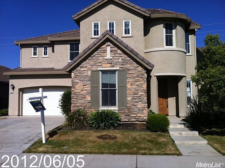 1st image of 1066 Montague Ln