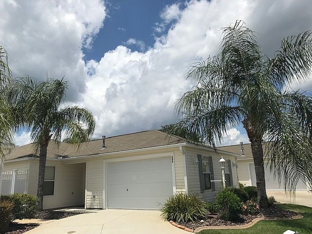 1st image of 895 Tanglewood Pl