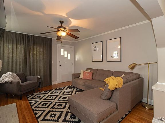 3rd image of 706 S Benton Ave