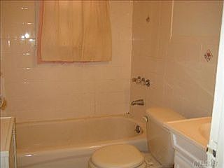 3rd image of 114 Sewanee Ave